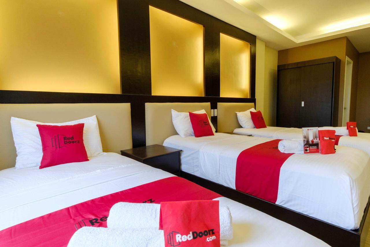 Reddoorz Premium Near Trinoma Hotel Quezon City Buitenkant foto