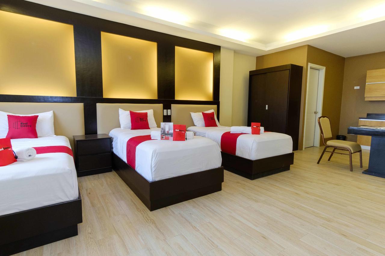 Reddoorz Premium Near Trinoma Hotel Quezon City Buitenkant foto