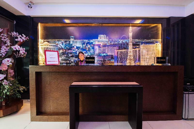 Reddoorz Premium Near Trinoma Hotel Quezon City Buitenkant foto