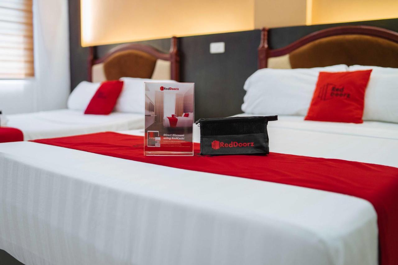 Reddoorz Premium Near Trinoma Hotel Quezon City Buitenkant foto