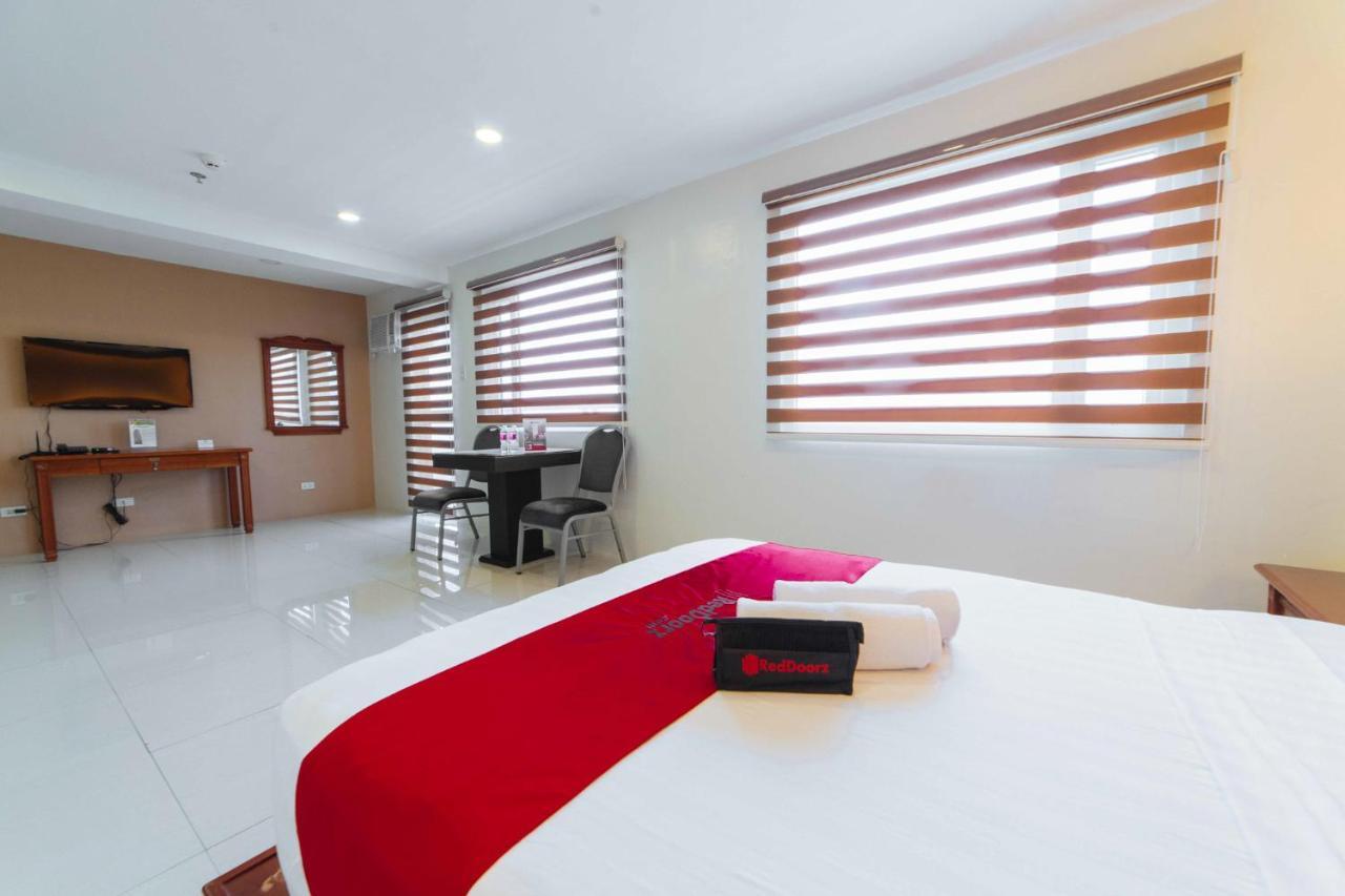 Reddoorz Premium Near Trinoma Hotel Quezon City Buitenkant foto