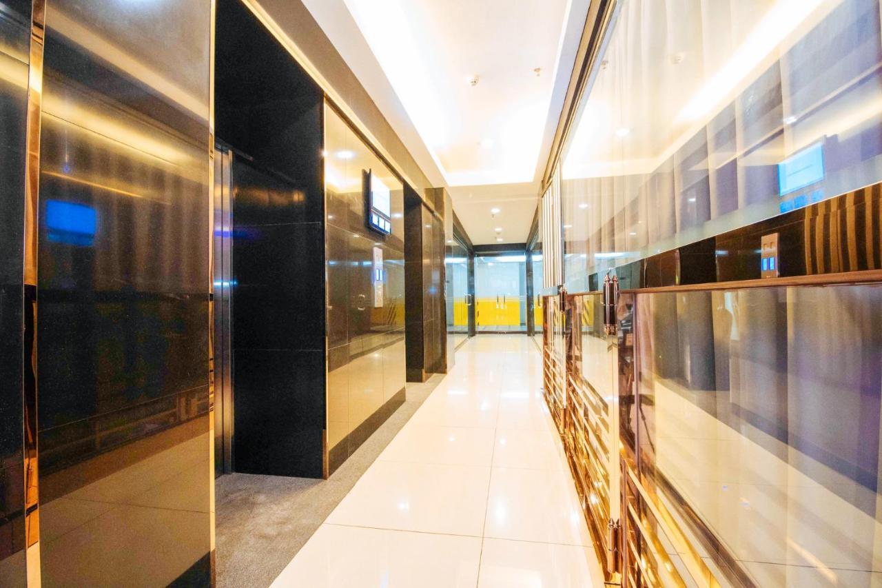 Reddoorz Premium Near Trinoma Hotel Quezon City Buitenkant foto