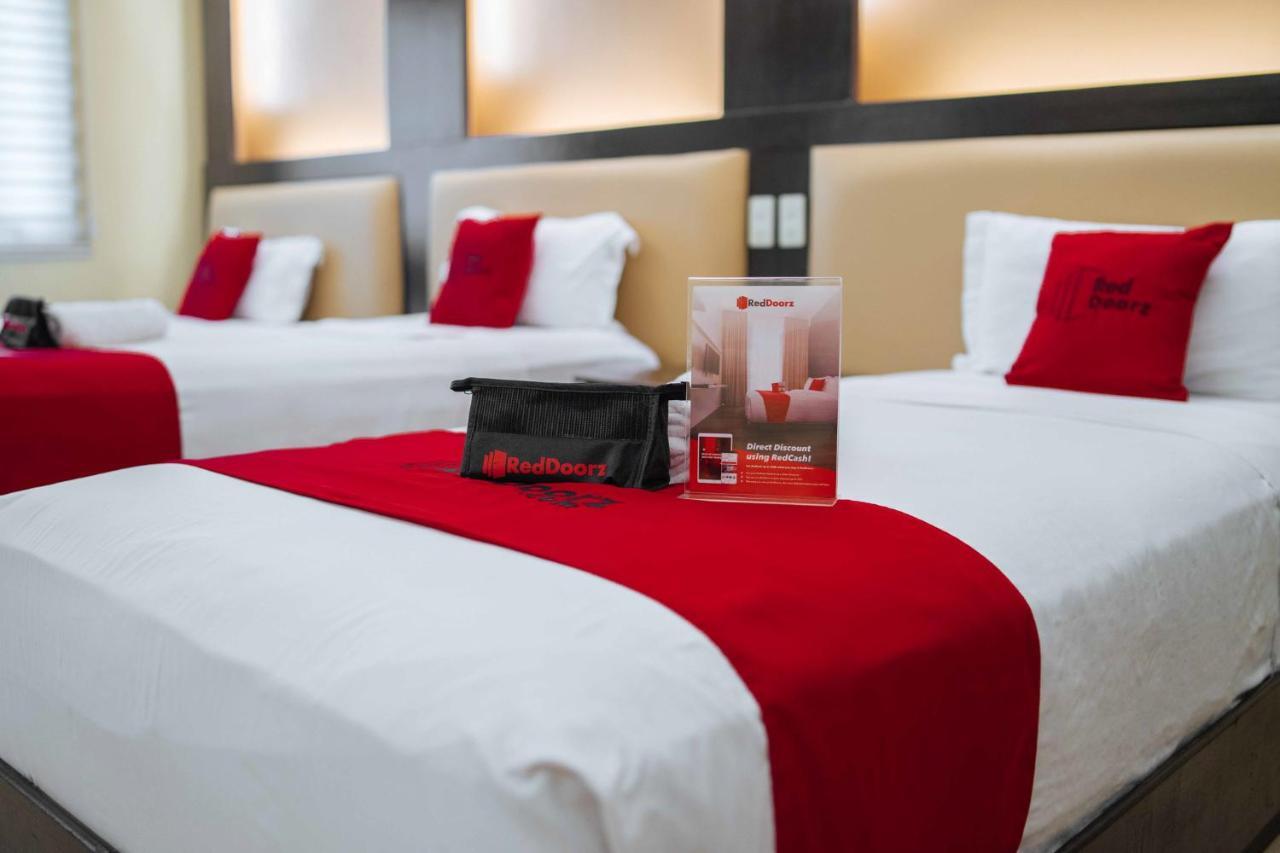 Reddoorz Premium Near Trinoma Hotel Quezon City Buitenkant foto